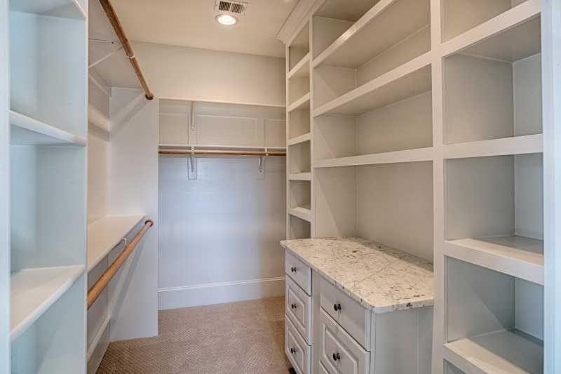 18___INT GS_4938 34th St N_PK
