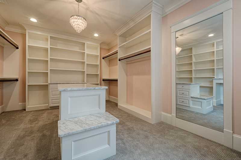 33__5904CallaDr_GS
