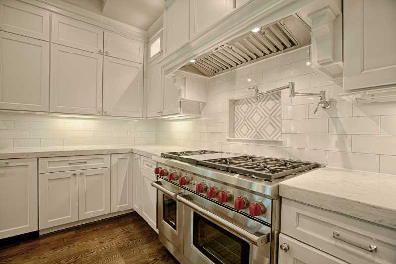 15__3706 John Marshall Dr_GS