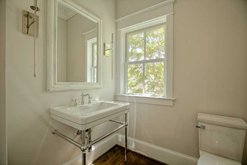 22__3706 John Marshall Dr_GS