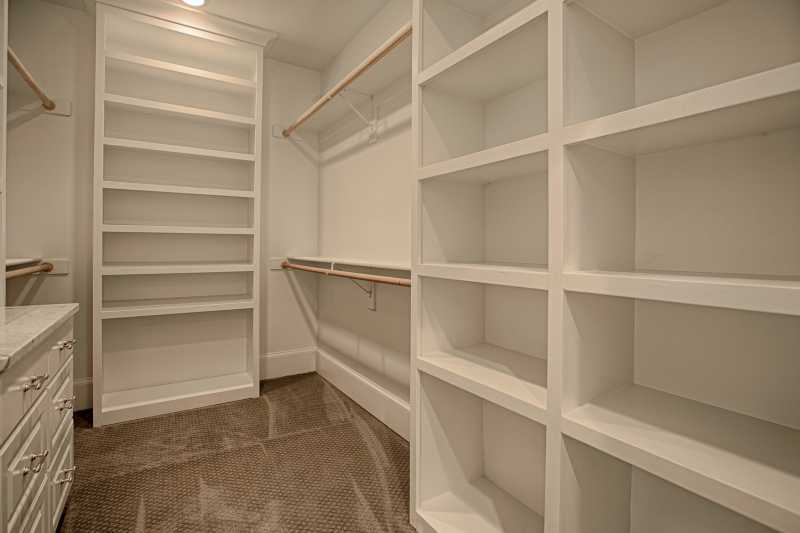 24__3706 John Marshall Dr_GS