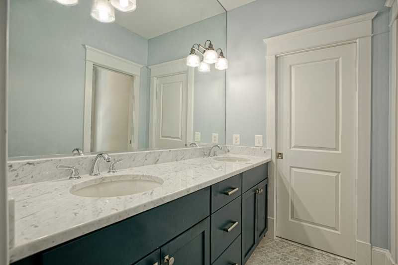 31__3706 John Marshall Dr_GS