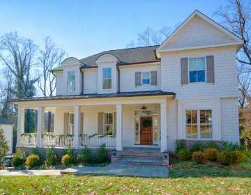 N Dickerson Street